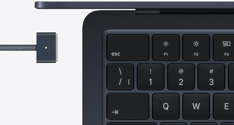 MacBook Air minuit et câble MagSafe assorti