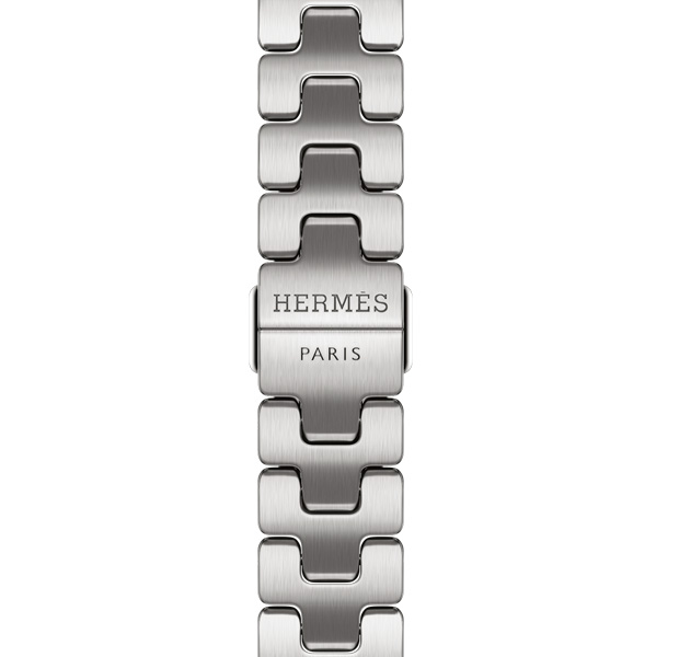 Apple Watch Hermès Series 12 Grand H Fin strap detail, satiné colour, Hermès logo engraved on buckle