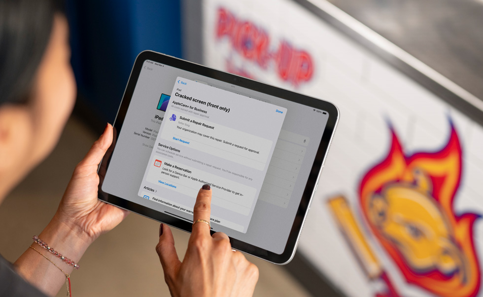 An employee requests a repair using AppleCare+ for Business Essentials.