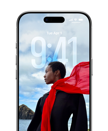 Écran verrouillé d’un iPhone affichant l’heure ajustée par rapport à la photo de l’écran verrouillé